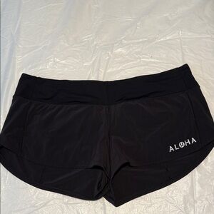 Lululemon speed up shorts, LR, with ALOHA emblem